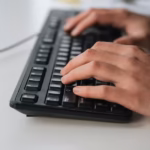 حل مشكلة لوحة المفاتيح لا تعمل أو بعض الأزرار لا تستجيب