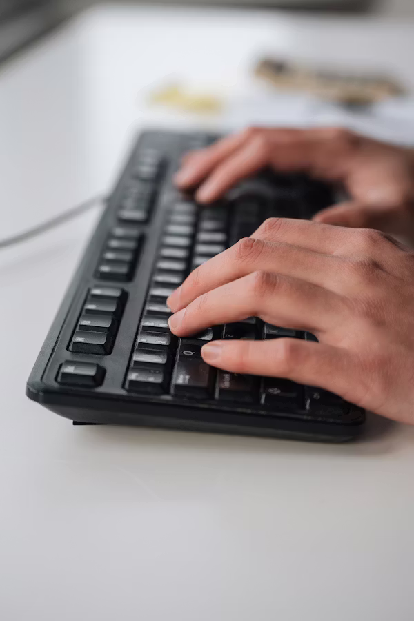 حل مشكلة لوحة المفاتيح لا تعمل أو بعض الأزرار لا تستجيب
